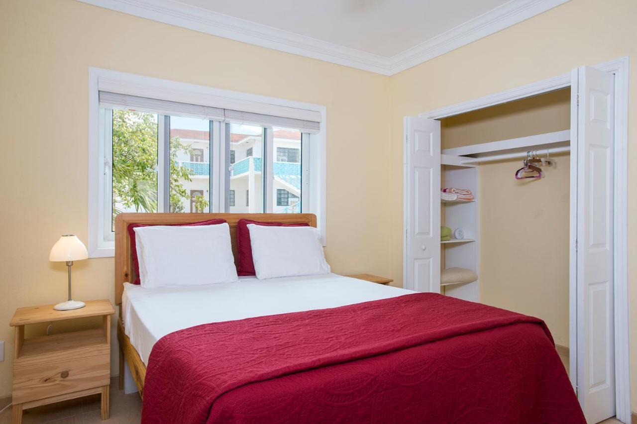Sir Charles Guest House Palmetto Point Extérieur photo