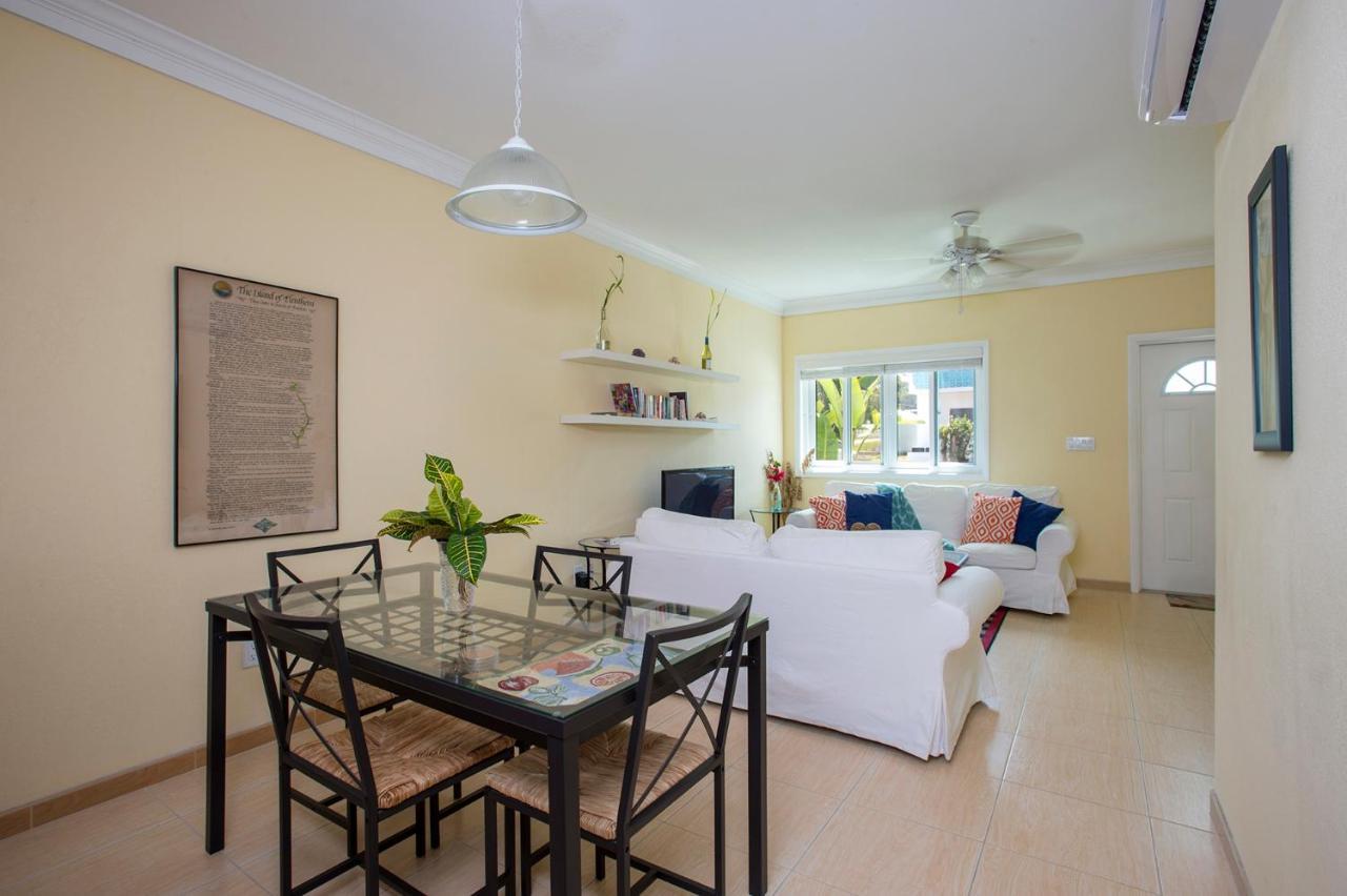 Sir Charles Guest House Palmetto Point Extérieur photo