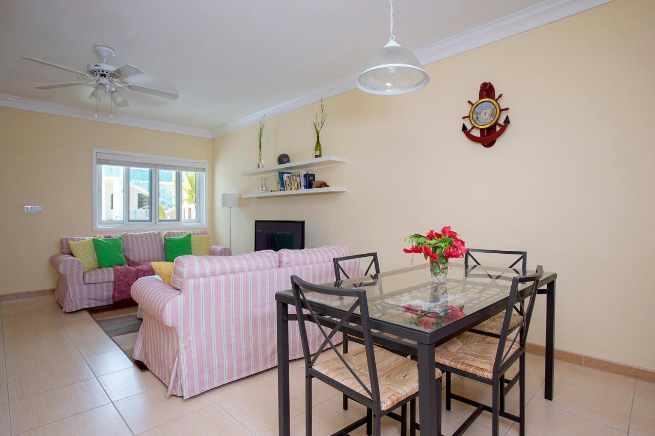 Sir Charles Guest House Palmetto Point Extérieur photo