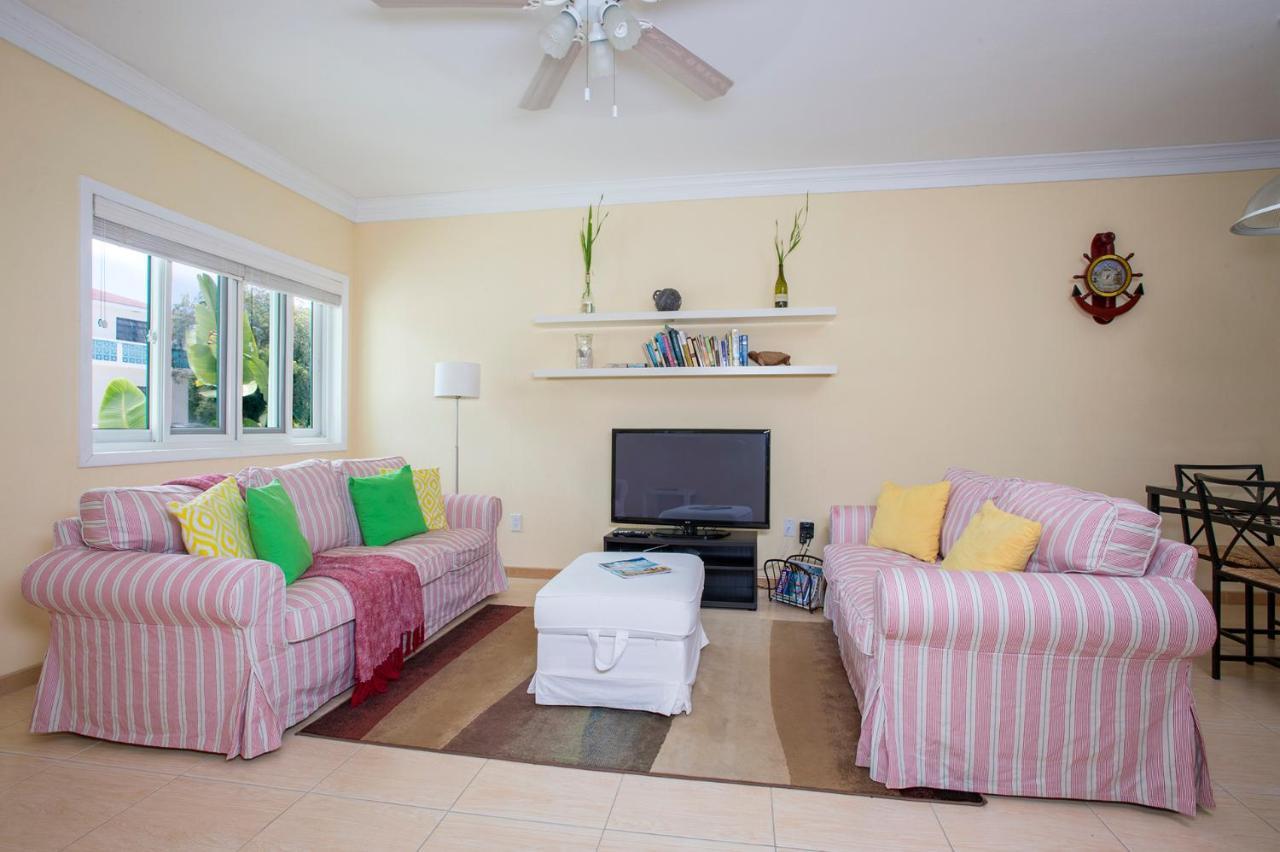 Sir Charles Guest House Palmetto Point Extérieur photo