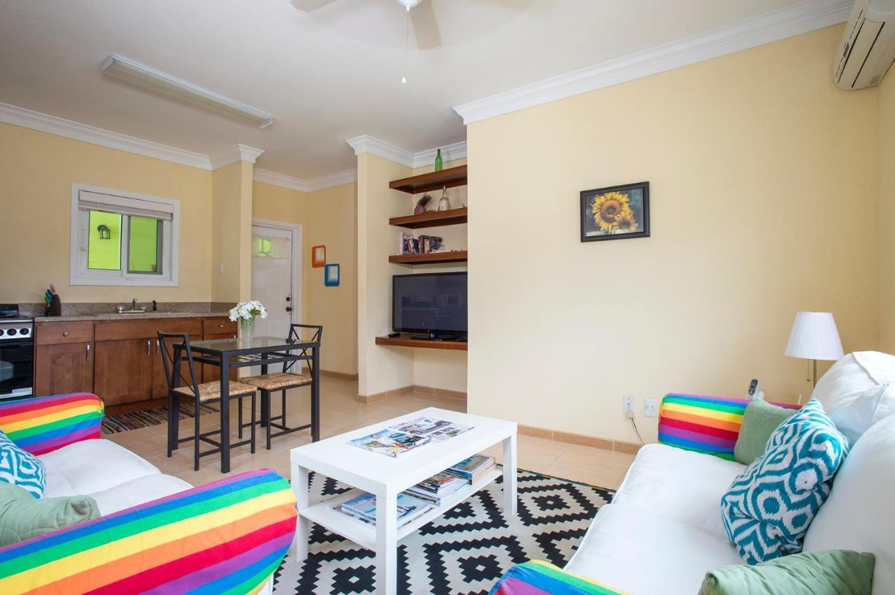 Sir Charles Guest House Palmetto Point Extérieur photo