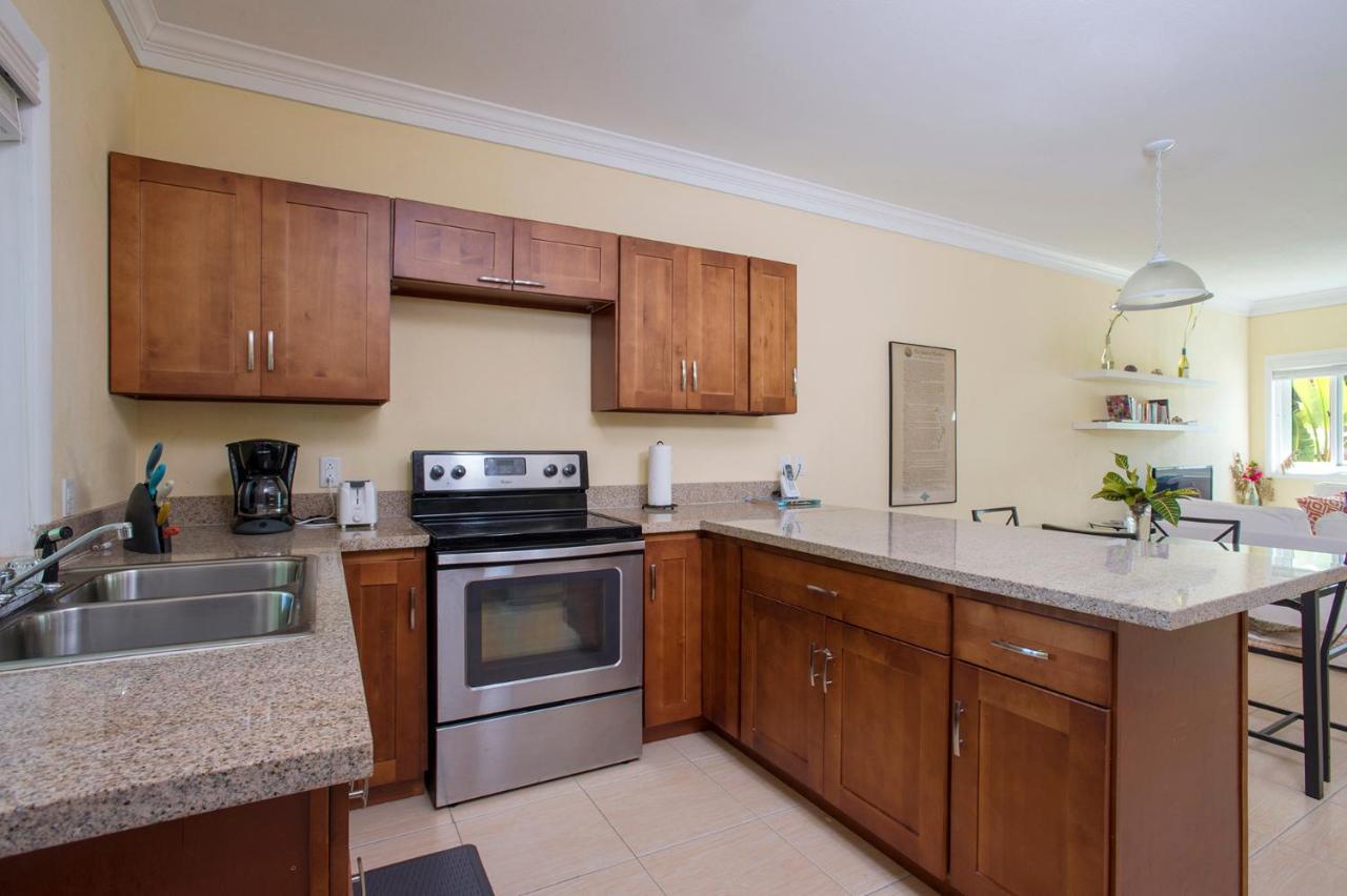 Sir Charles Guest House Palmetto Point Extérieur photo
