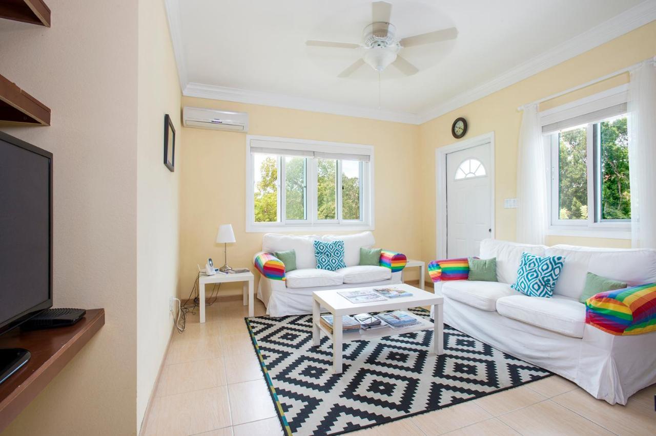 Sir Charles Guest House Palmetto Point Extérieur photo